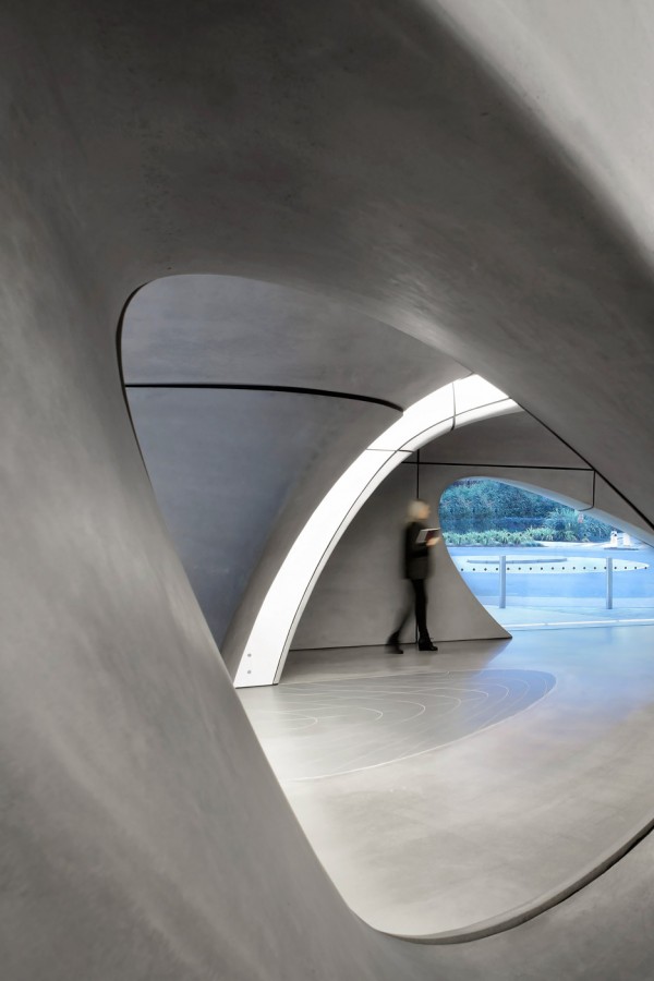 zaha-hadid-key-architecture-projects-photography-hufton-crow_dezeen_936_5