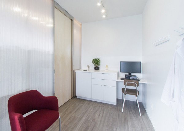 1.4 private medical clinic by UUfie in Ontario, Canada