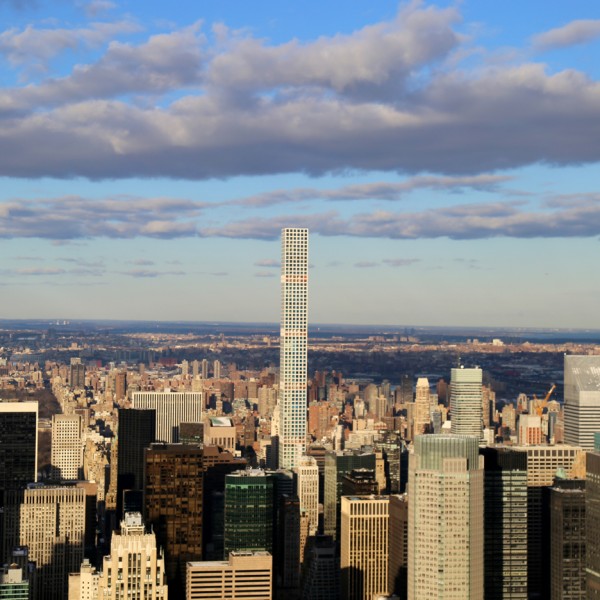 Viñoly admits “screw-ups” with 432 Park Avenue tower in New York