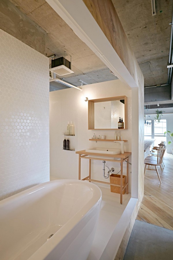 Tenhachi House by 8 Tenhachi