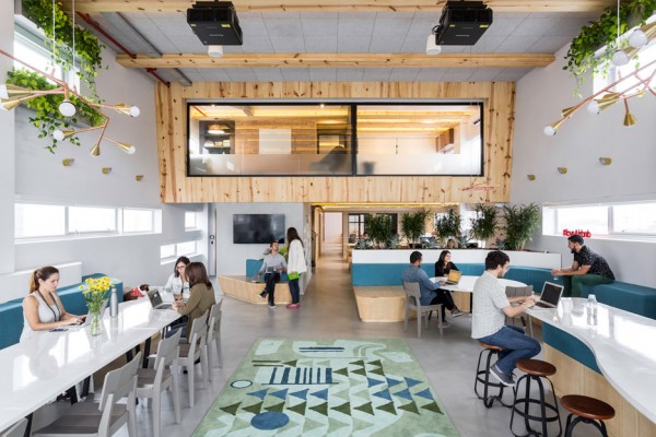 The Airbnb office in São Paolo by MM18