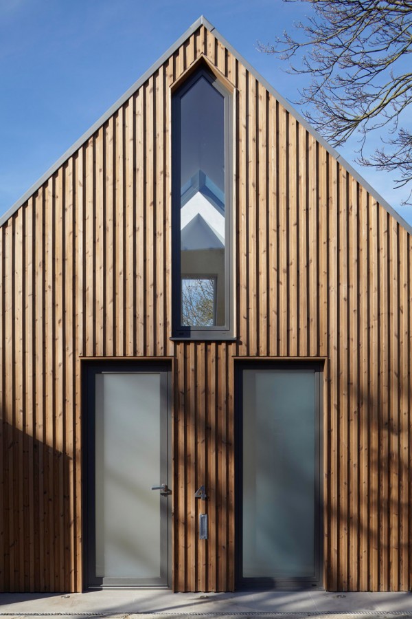 Amerland Road by Giles Pike Architects