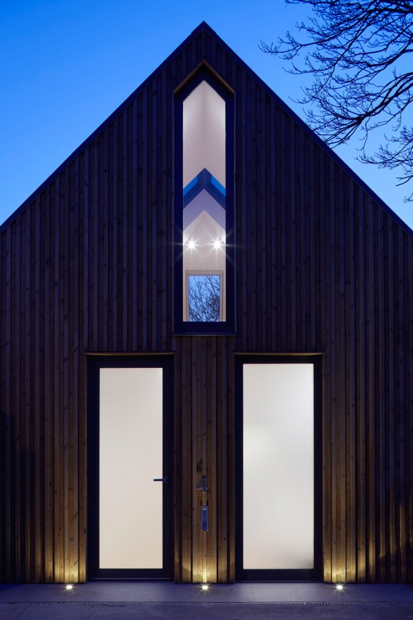 Amerland Road by Giles Pike Architects