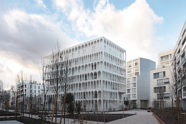 Photograph by Benoit Fougeirol of Arches Boulogne by Antonini Darmon, a social housing scheme in Paris, France
