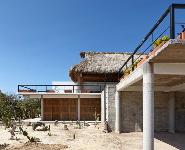 Baaq House by Alfonso Qunones