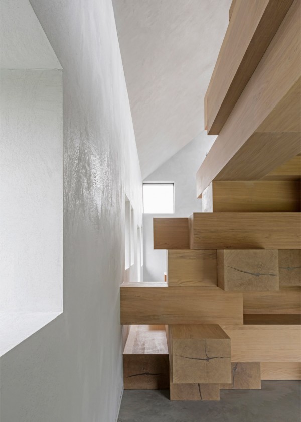 Barn conversion in West Flanders by Studio Farris