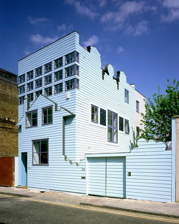 FAT's Blue House set for rooftop extension by Sean Griffiths