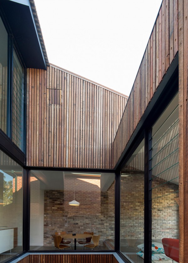 Cut-away roof house by Scale Architecture