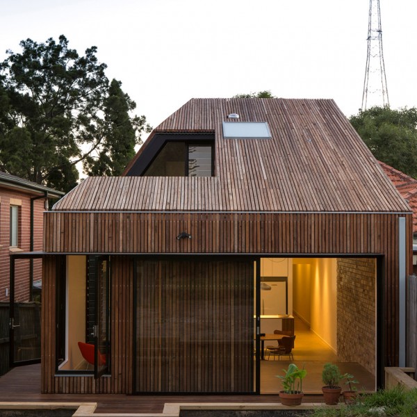 Cut-away roof house by Scale Architecture