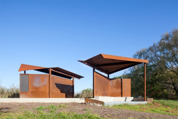 Viewpoint architecture: East Point Park bird sanctuary weathering steel pavilions by Plant Architect in Toronto, Ontario Canada