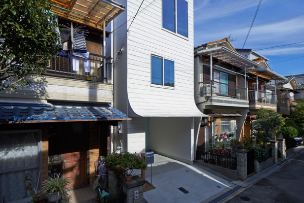 Gandare residential project by Ninkipen! architecture in Osaka