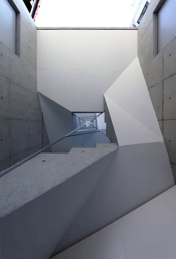 Hikone studio apartments in Japan by Alphaville architects