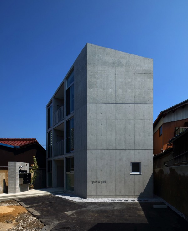 Hikone studio apartments in Japan by Alphaville architects