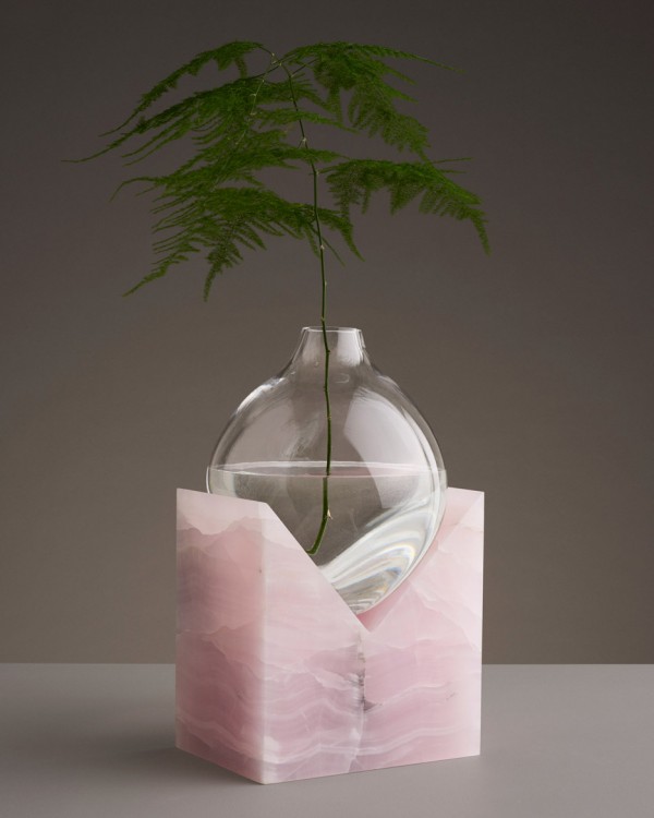Indefinite Vase range designed by Erik Olovsson and EO Design emphasises the contrast between geometric lines and fluidity