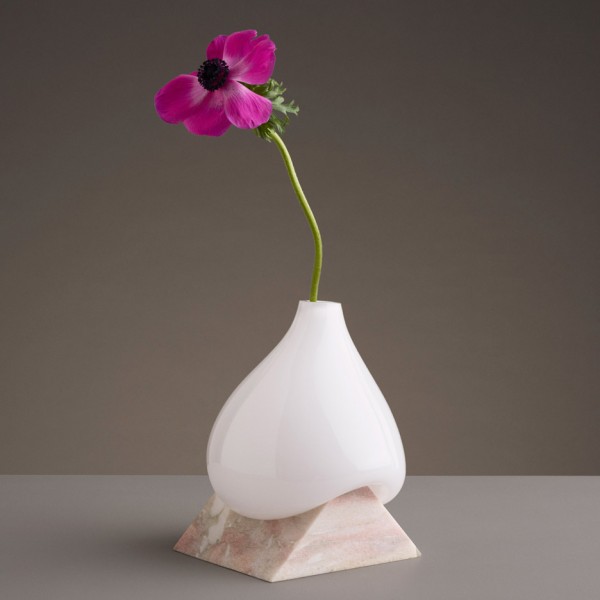 Indefinite Vase range designed by Erik Olovsson and EO Design emphasises the contrast between geometric lines and fluidity