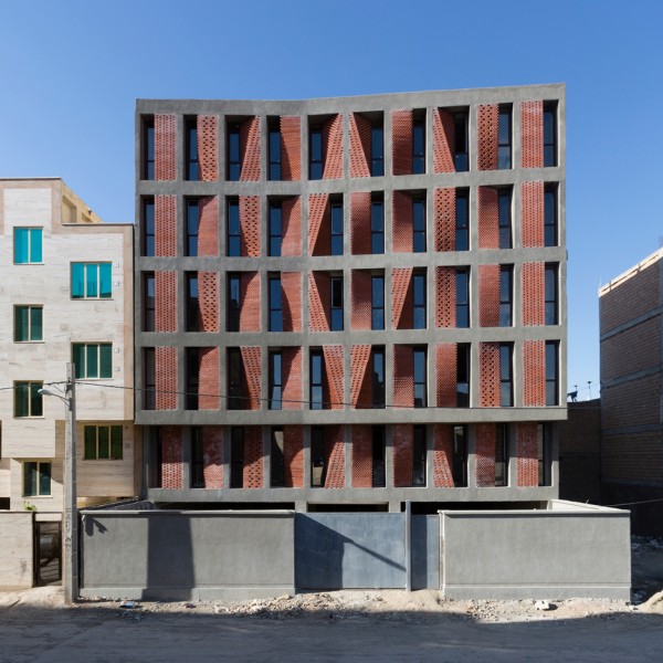 Kahrizak residential building by CAAT Studio