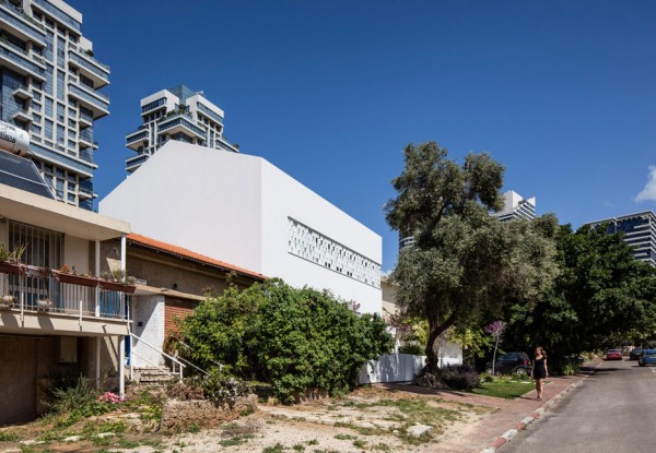 Kapsi House by Pitsou Kedem