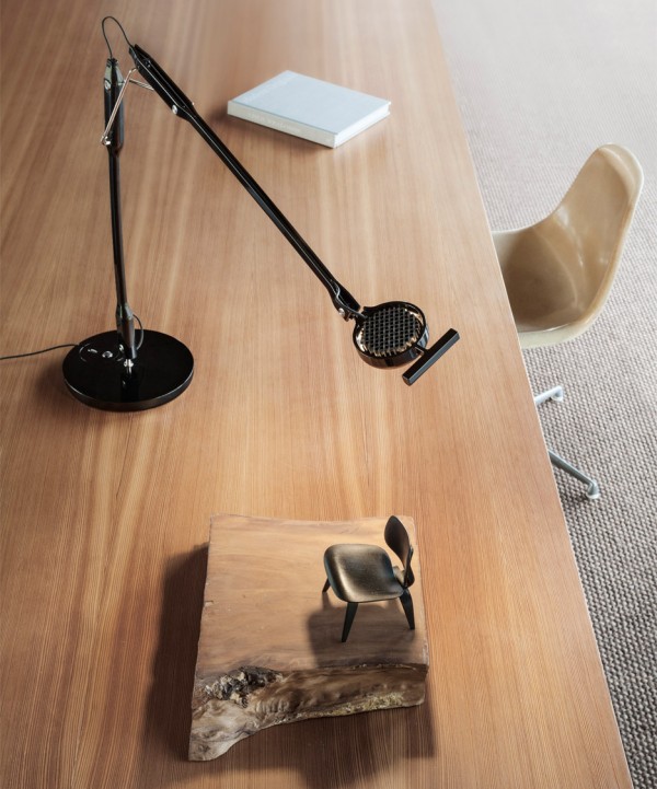 Tivedo lamp by Sebastian Bergne
