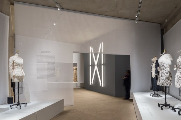 Photography by Brett Beyer. Manus x Machina fashion exhibition at New York's Metropolitan Museum of Art