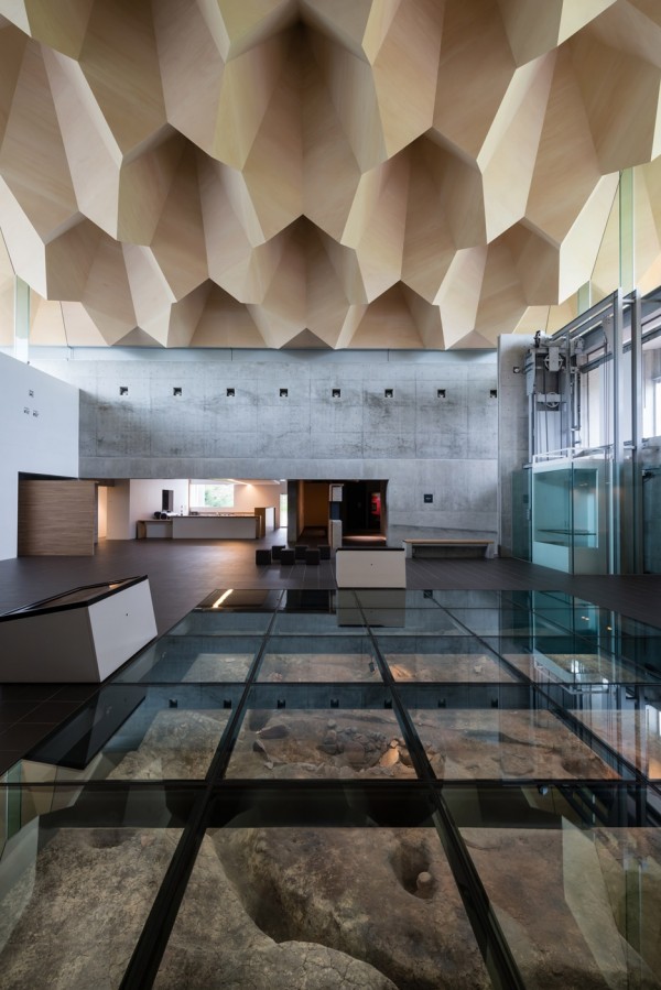 Miyahata Ruins Museum by Furuichi Architecture