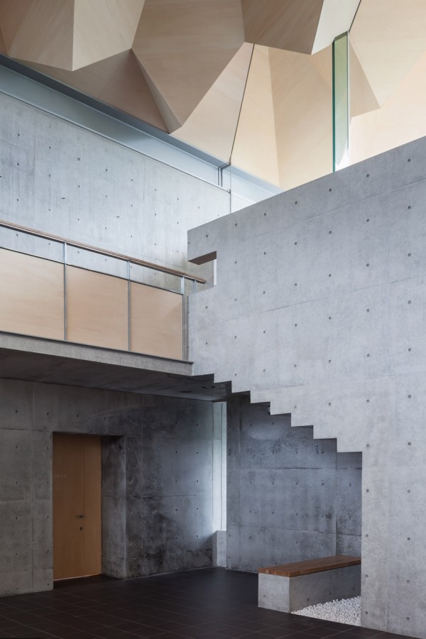 Miyahata Ruins Museum by Furuichi Architecture