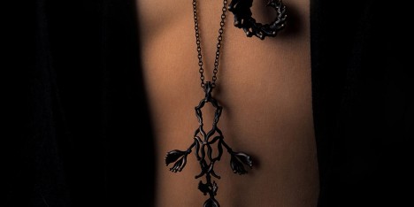 Primitiva Jewellery designed by Katrin Olina combines digital and bronze age techniques