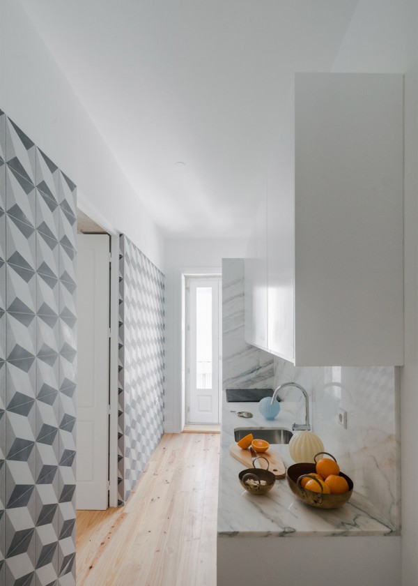 Santa Teresa townhouse renovation in Porto, Portugal by Joao Morgado