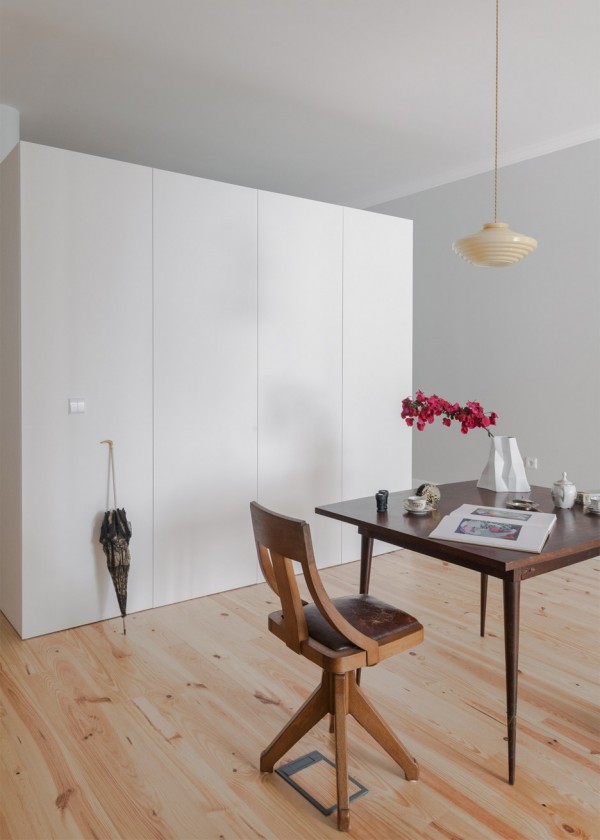 Santa Teresa townhouse renovation in Porto, Portugal by Joao Morgado