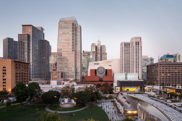 Snøhetta extension to Mario Botta's SFMOMA