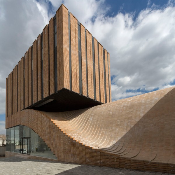 Termeh Office by Ahmad Bathaei & Farshad Mehdizadeh Architects