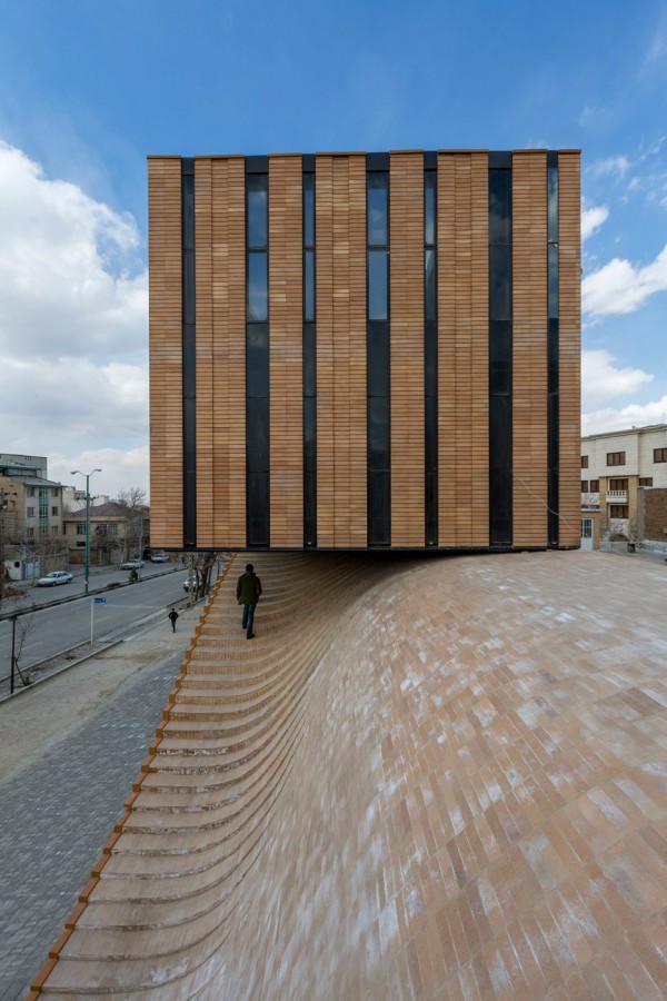 Termeh Office by Ahmad Bathaei & Farshad Mehdizadeh Architects