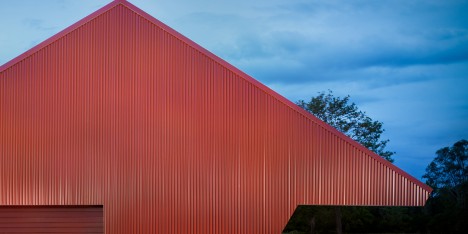 PHAB Architects transforms 1920s packing shed into a contemporary art gallery