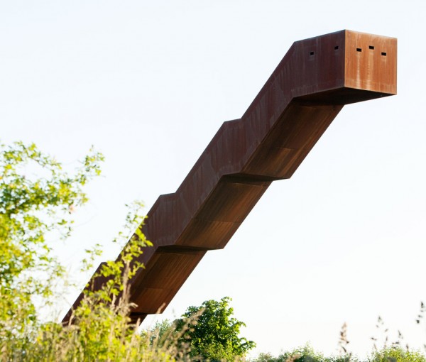 Vlooyberg Tower by Close to Bone