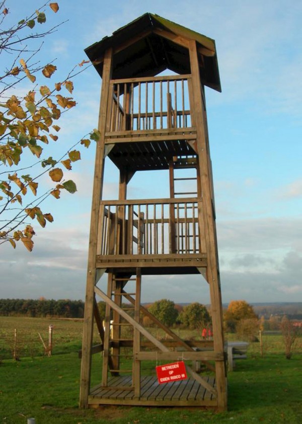 Vlooyberg Tower by Close to Bone
