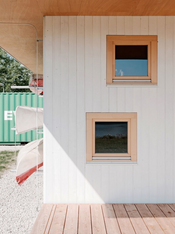 The Lake House project by JRKVC Architects in Slovakia