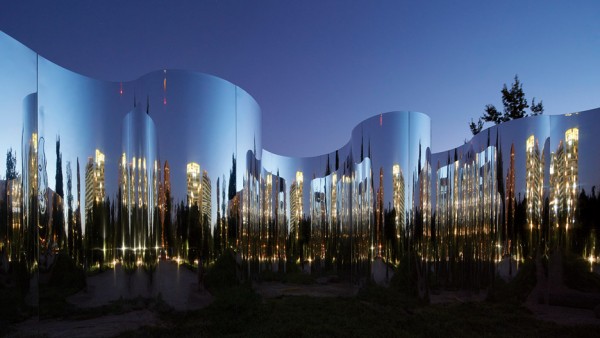 yap-constructo-6-your-reflection-guillermo-hevia-garcia-nicolas-urzua-pavilion-architecture-installation-mirrors-santiago-chile_dezeen_936_23