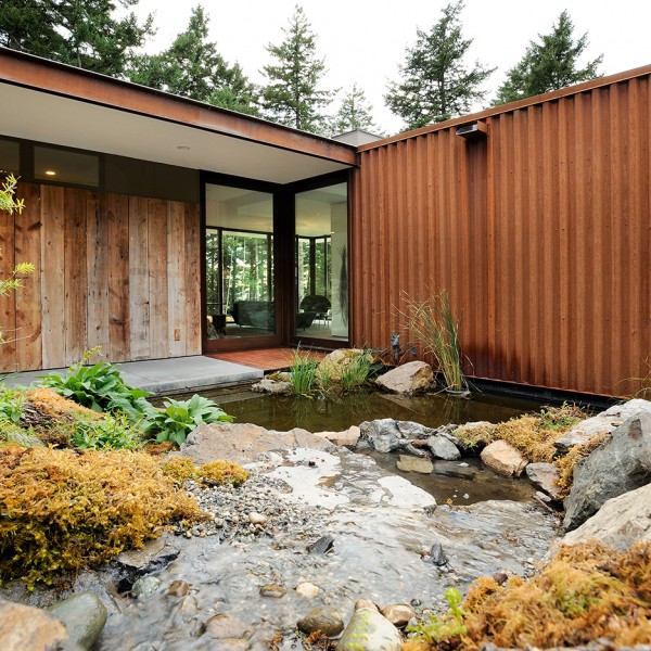 Eagle Ridge residence by Gary Gladwish