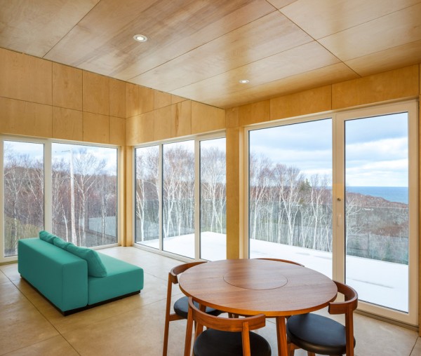 Rabbit Snare Gorge cabin by Design Base 8 and Omar Gandhi