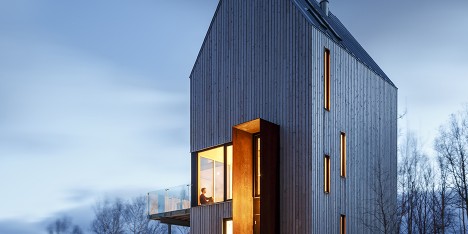 Rabbit Snare Gorge cabin by Design Base 8 and Omar Gandhi