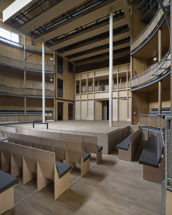 andrew-todd-theatre-pas-de-calais-globe-elizabethan-france-cross-laminated-timber_dezeen_936_10