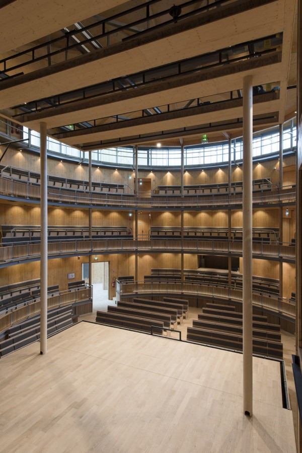 andrew-todd-theatre-pas-de-calais-globe-elizabethan-france-cross-laminated-timber_dezeen_936_15