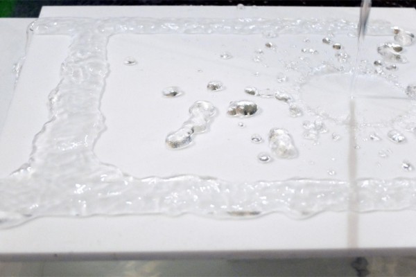 Superhydrophobic Fountain by Arthur Carbott