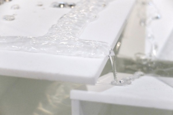 Superhydrophobic Fountain by Arthur Carbott