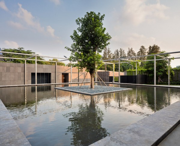 Australian Embassy in Jakarta designed by Denton Corker Marshall