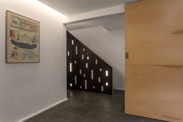 Blurring Boxes residential extension in Brooklyn, New York City, USA by Architensions. Photograph by Cameron Blaylock