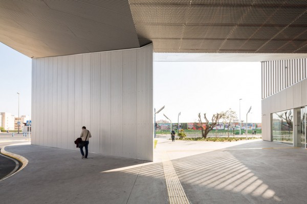 Bus station in Santa Pola, Spain designed by Manuel Lillo and Emilio Vicedo