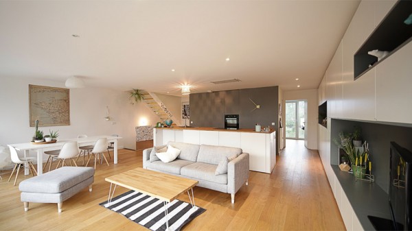 Flying Box Villa by 2A Design, residential architecture in Rennes, France