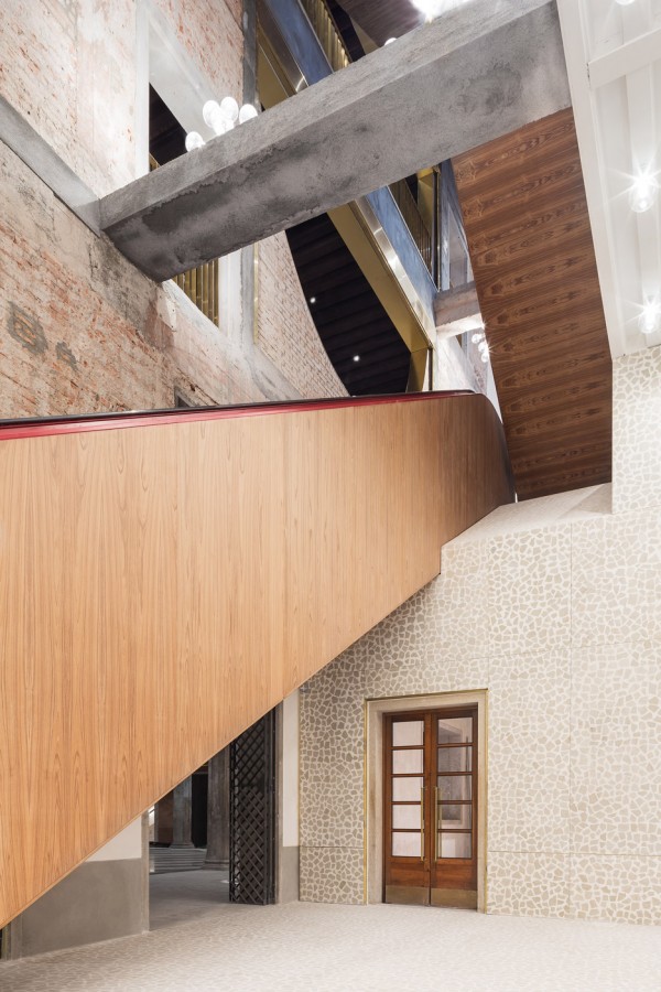 OMA restore the Fondaco dei Tedeschi building in Venice and redesign it as a department store