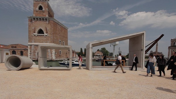 Modular housing by Samuel Goncalves at the Venice Architecture Biennale 2016