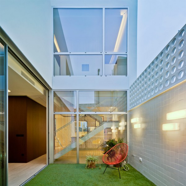 House F&M in Spain is designed by Luis Navarro Jover and Carlos Sánchez García